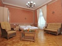 Lazne Hotel Vraz