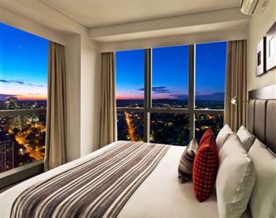 фото отеля Meriton Serviced Apartments Brisbane on Adelaide Street