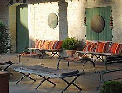фото отеля Domaine Des Clos Apartments Beaucaire