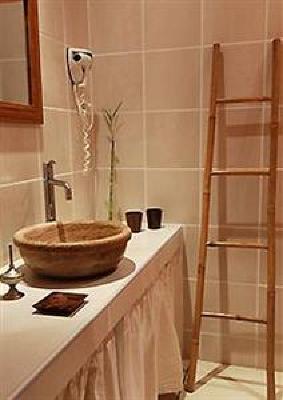 фото отеля Domaine Des Clos Apartments Beaucaire