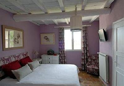 фото отеля Domaine Des Clos Apartments Beaucaire