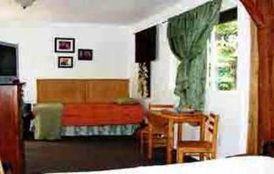 фото отеля Aloha Crater Lodge