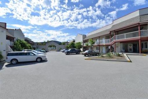 фото отеля Canadas Best Value Princeton Inn & Suites