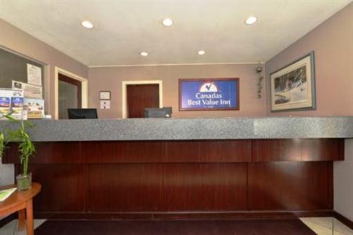 фото отеля Canadas Best Value Princeton Inn & Suites