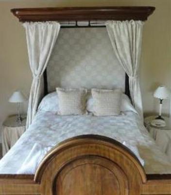 фото отеля Black Lion Hotel & Restaurant Long Melford