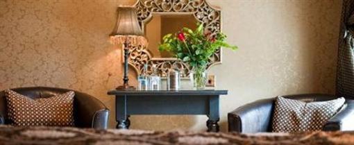 фото отеля Black Lion Hotel & Restaurant Long Melford