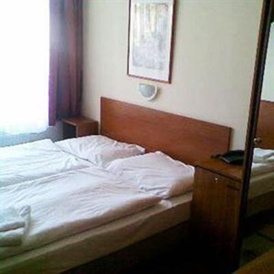 фото отеля Csaszar Hotel