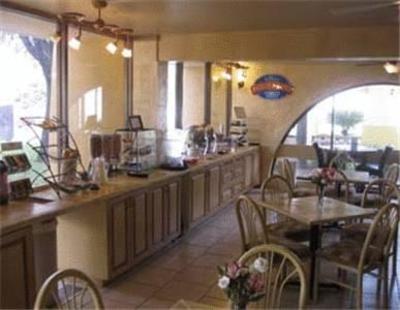 фото отеля Baymont Inn & Suites South Austin