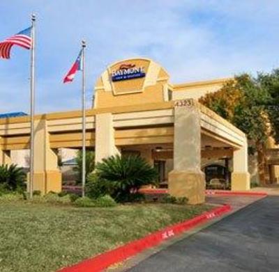 фото отеля Baymont Inn & Suites South Austin