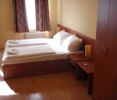 фото отеля Hotel in Hernals