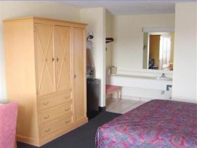 фото отеля Destin Inn & Suites