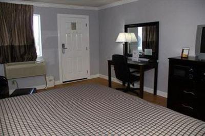 фото отеля Destin Inn & Suites