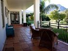 фото отеля Avondrood Guest House Franschhoek