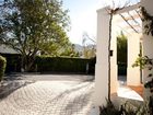 фото отеля Avondrood Guest House Franschhoek