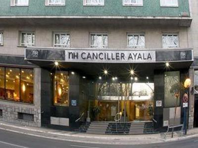 фото отеля NH Canciller Ayala