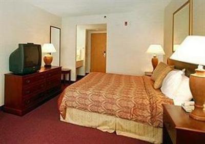 фото отеля Comfort Inn Airport Warwick (Rhode Island)