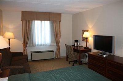 фото отеля Comfort Inn Airport Warwick (Rhode Island)