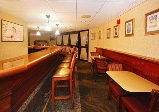 фото отеля Comfort Inn Airport Warwick (Rhode Island)