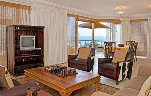 фото отеля Bantry Beach Luxury Suites