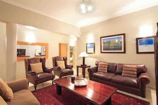 фото отеля Bantry Beach Luxury Suites