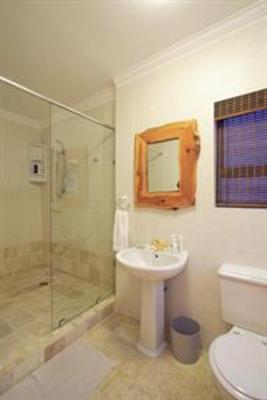 фото отеля Bantry Beach Luxury Suites