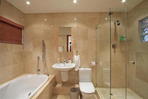 фото отеля Bantry Beach Luxury Suites