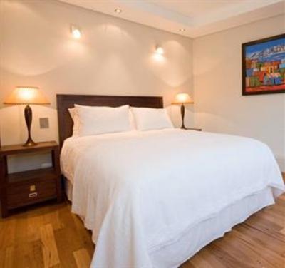 фото отеля Bantry Beach Luxury Suites