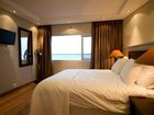 фото отеля Bantry Beach Luxury Suites