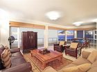 фото отеля Bantry Beach Luxury Suites