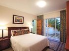 фото отеля Bantry Beach Luxury Suites