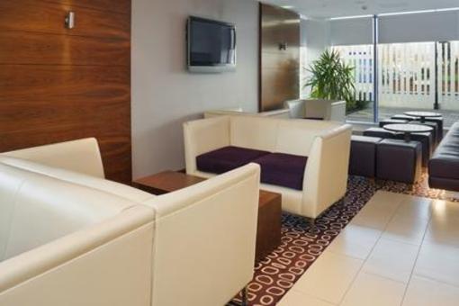 фото отеля Holiday Inn Express London Golders Green North