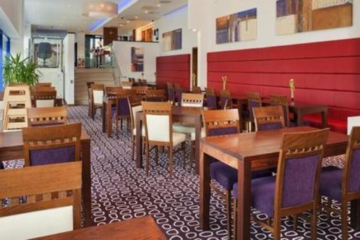 фото отеля Holiday Inn Express London Golders Green North