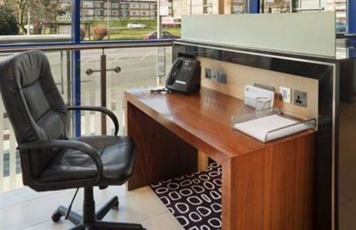 фото отеля Holiday Inn Express London Golders Green North