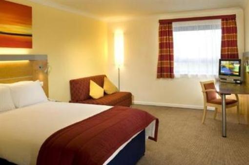 фото отеля Holiday Inn Express London Golders Green North