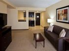 фото отеля Holiday Inn Express and Suites Fort Lauderdale Executive Airport