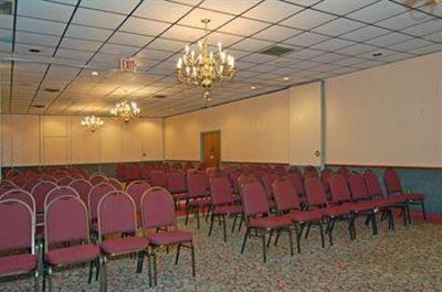 фото отеля Howard Johnson Inn Tampa Ybor City