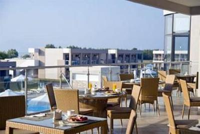 фото отеля Alea Hotel & Suites