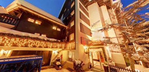 фото отеля Adonis Hotel Zermatt