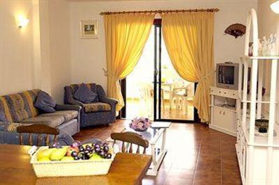 фото отеля Paloma Beach Apartments