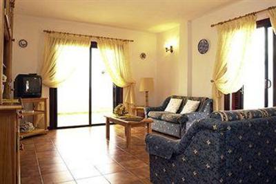 фото отеля Paloma Beach Apartments