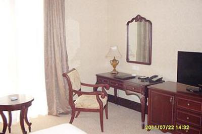 фото отеля Tianjin First Hotel