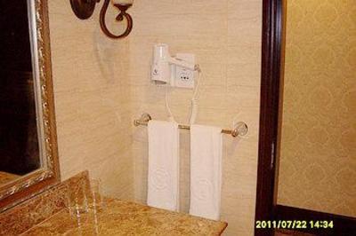 фото отеля Tianjin First Hotel