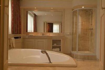 фото отеля Hotel Broel