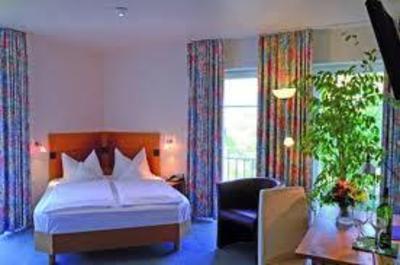 фото отеля Hotel Kronprinz Schwabisch Hall