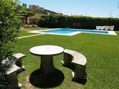 фото отеля Hostal del Sol Sant Feliu de Guixols