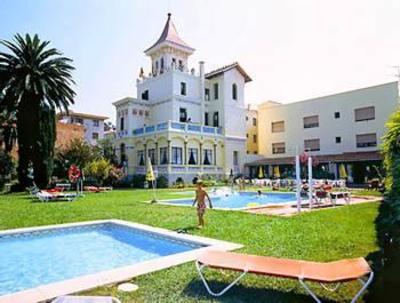 фото отеля Hostal del Sol Sant Feliu de Guixols