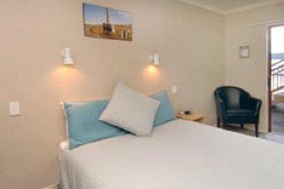 фото отеля BEST WESTERN 555 On Bayview