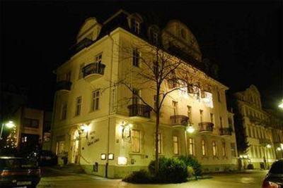 фото отеля Hotel Weisses Haus