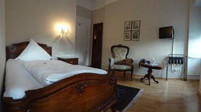 фото отеля Hotel Weisses Haus