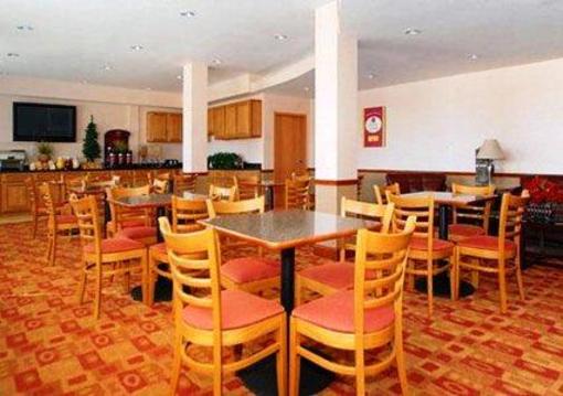 фото отеля Comfort Suites near Raymond James Stadium